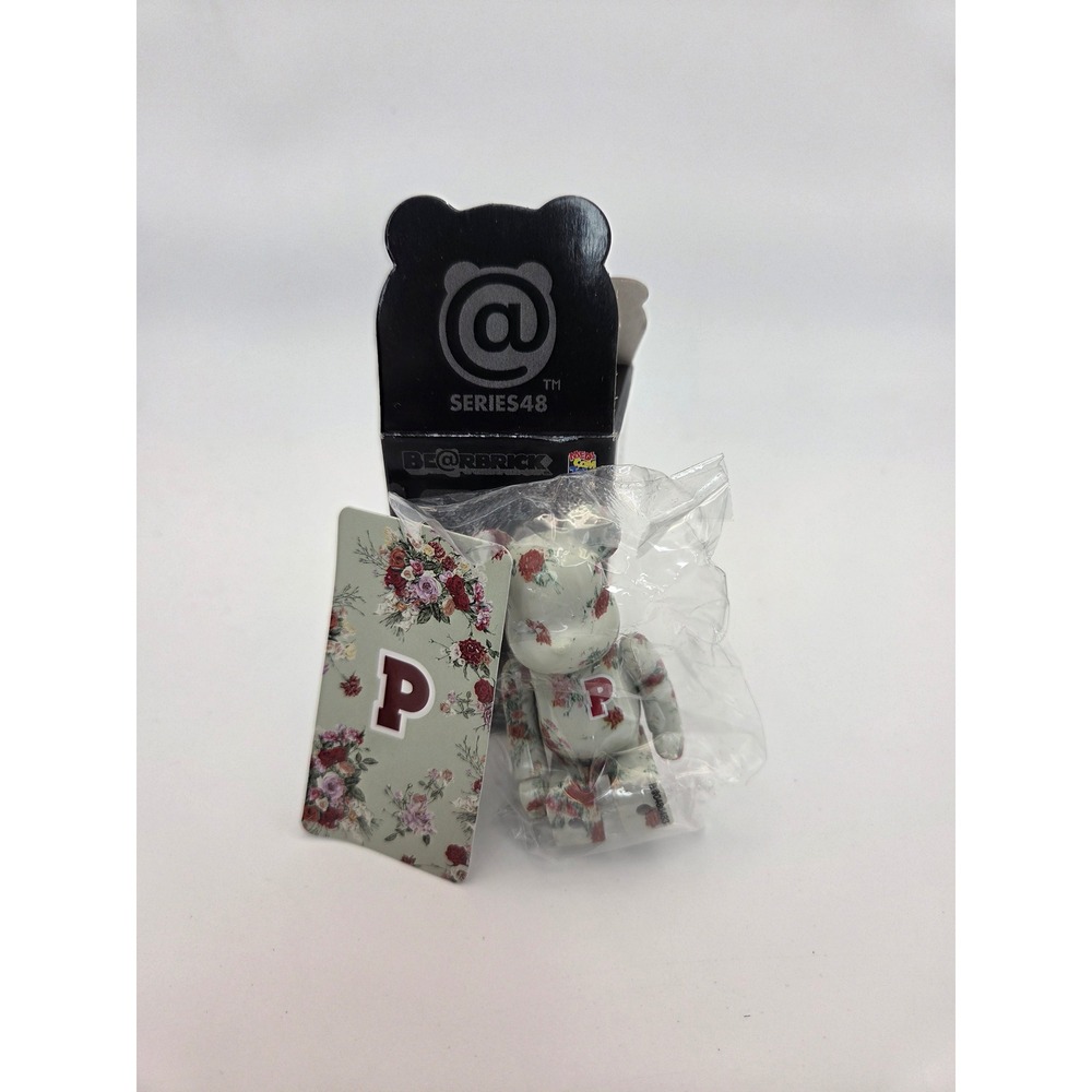 Medicom Toy Bearbrick Series 48 Artist Pink House 100% Floral Figure Sealed card